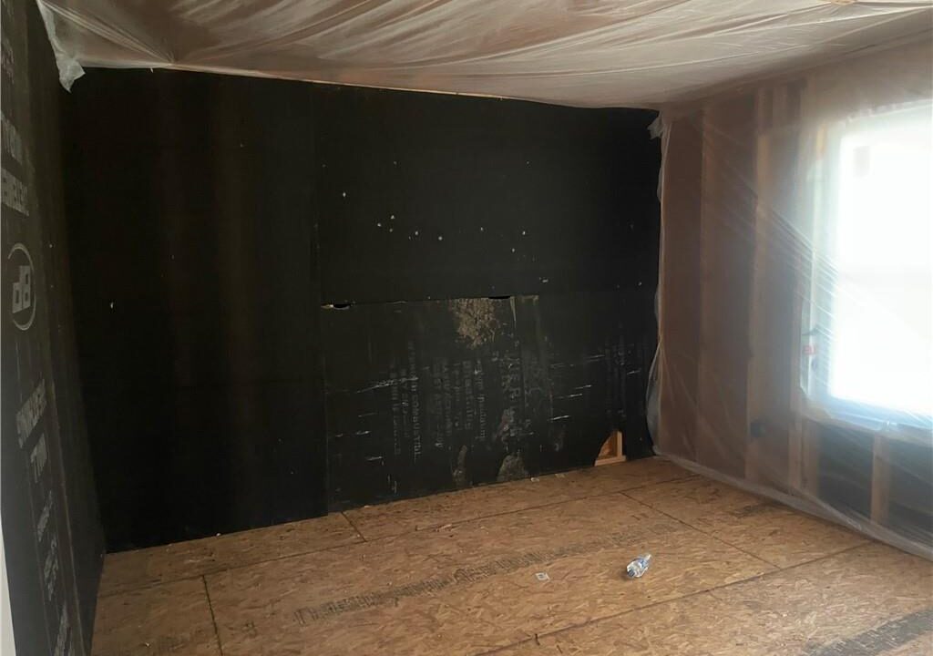 Viguie Realty 4390 Campbell Road Gainesville, GA 30507-8057 (5)