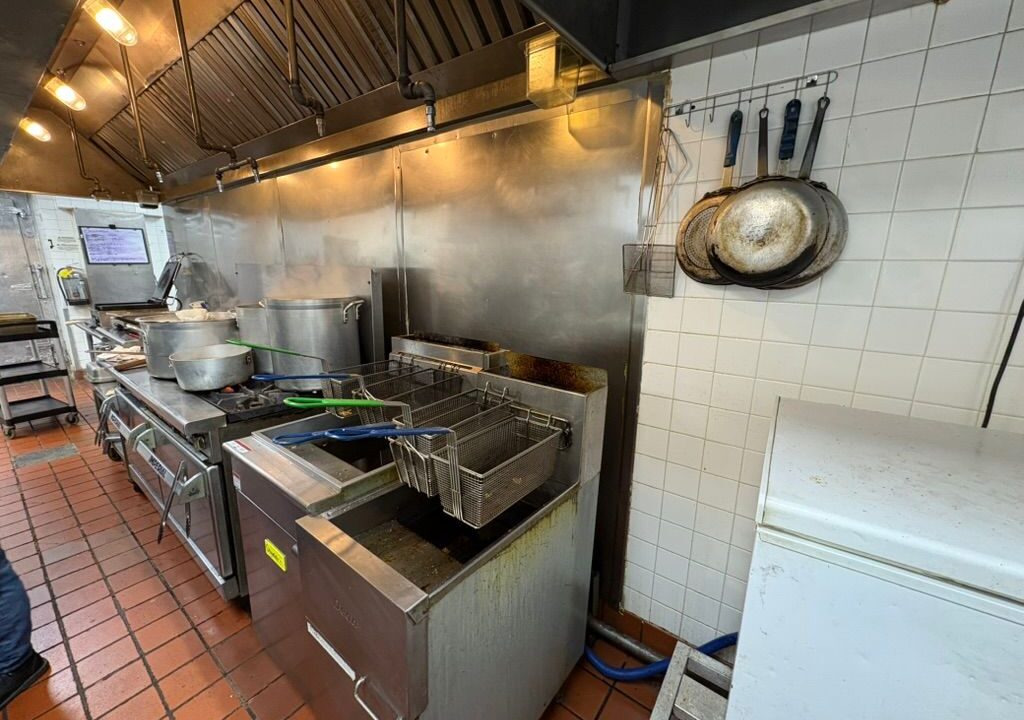 Viguie Realty Restaurant en Venta (2)